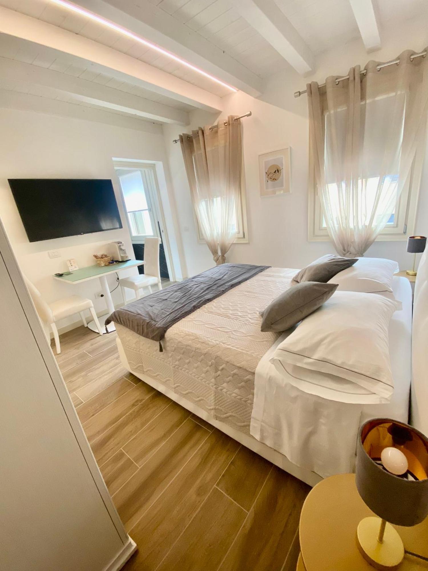 Star Soave Rooms - Locazione Turistica Eksteriør bilde